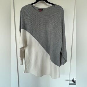 Vince Camuto Gray & White Ribbed Sweater